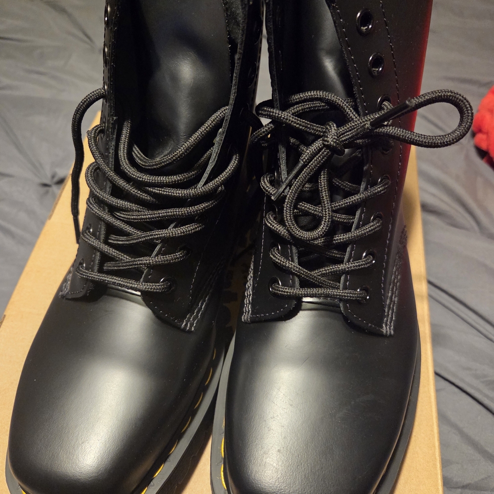 Black Lace-Up Men's Boots